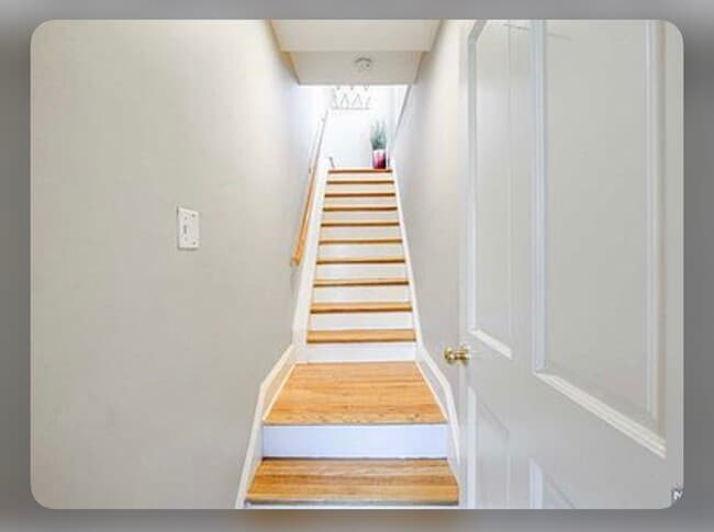 Building Photo - 109 Park St