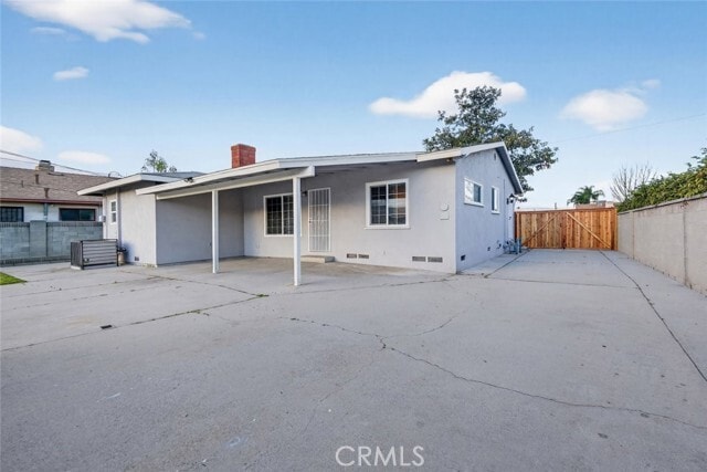 Building Photo - 4020 N Woodgrove Ave