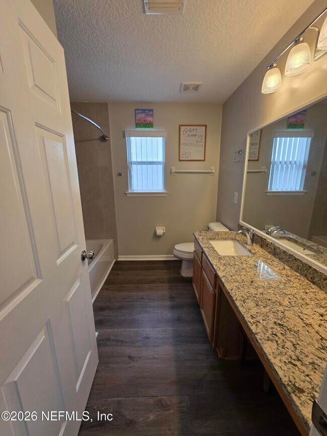 Building Photo - 86088 Meadowridge Ct