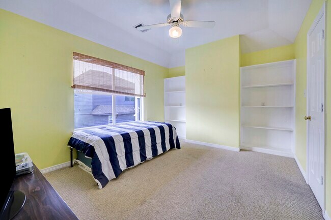 Building Photo - 4402 Holt St