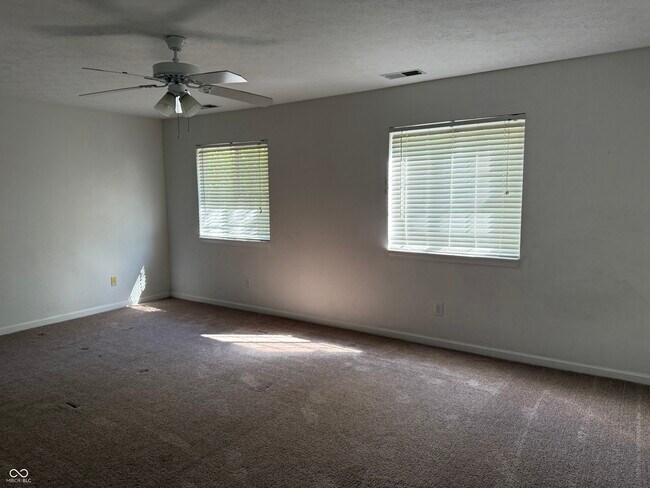 Building Photo - 9356c Villa Creek Dr