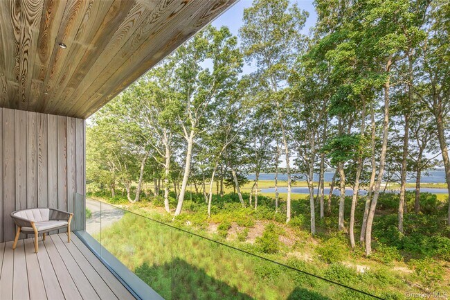 Building Photo - 47L S Ferry Rd