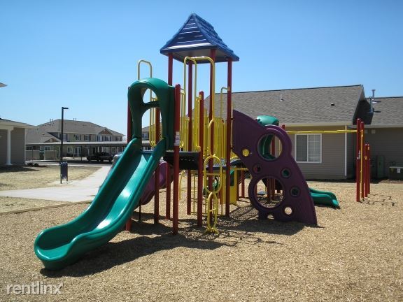 Primary Photo - 1185 Eagle Dr