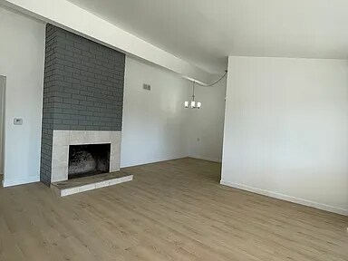 Building Photo - 804 Duo Ct