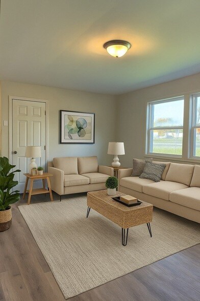 Building Photo - 204 S Clydeton Rd