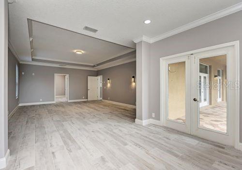 Building Photo - 1648 Bayshore Dr