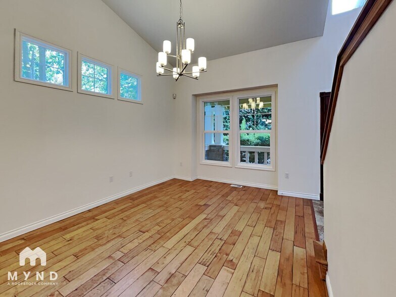 Building Photo - 13327 2nd Ave NE