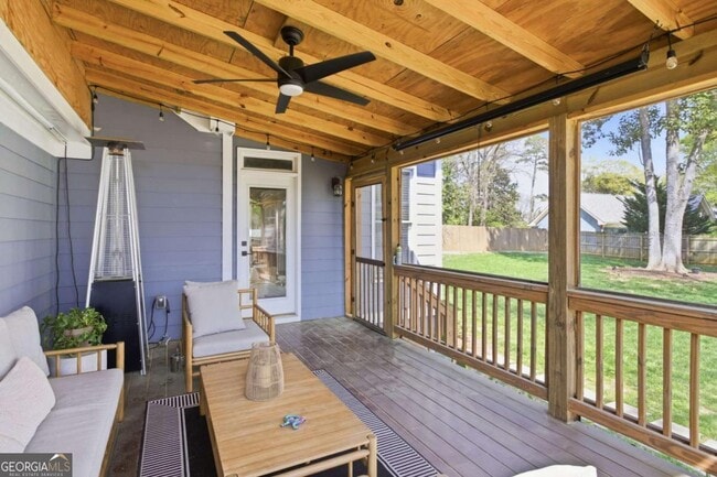 Building Photo - 318 Ashburton Ave SE