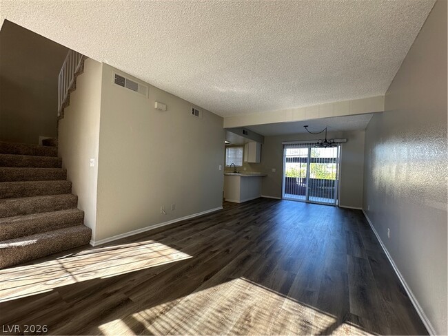 Building Photo - 181 Bel Port Dr