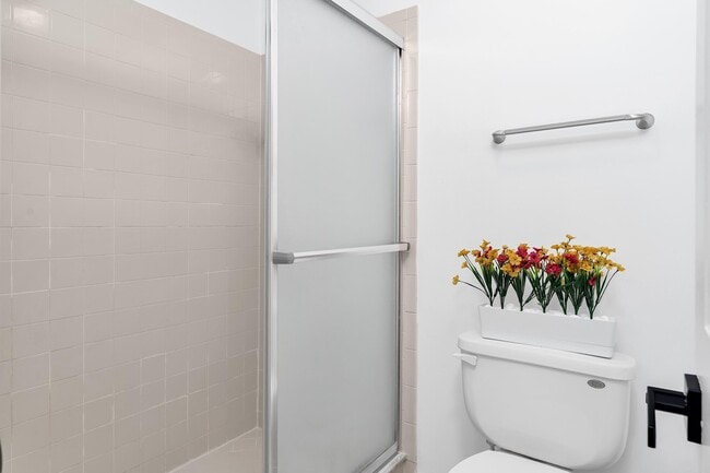 Building Photo - 3139 Millwood Terrace