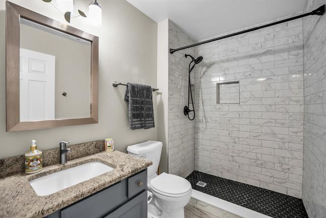 Building Photo - 575 S Virginia Hills Dr