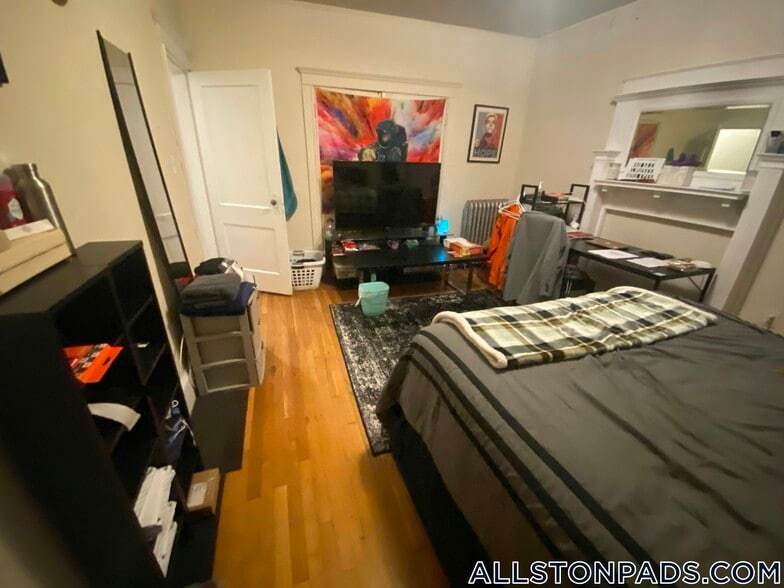 Building Photo - 5 Harvard Ter