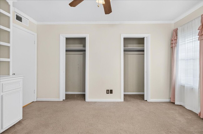 Building Photo - 609 Peerman Pl