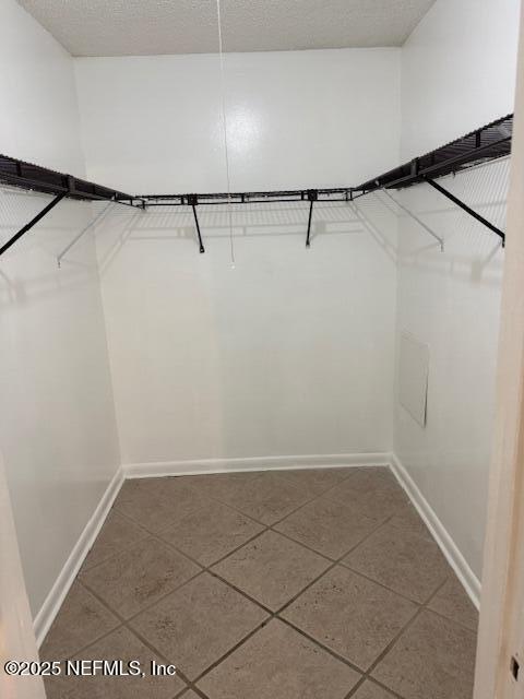 Building Photo - 10703 Alden Rd