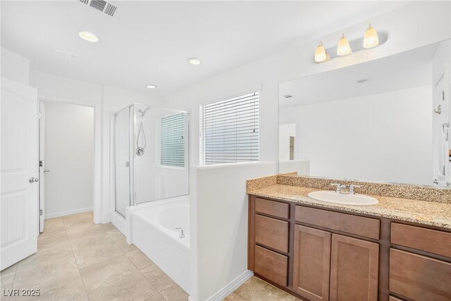 Building Photo - 2718 Hammetts Landing Walk