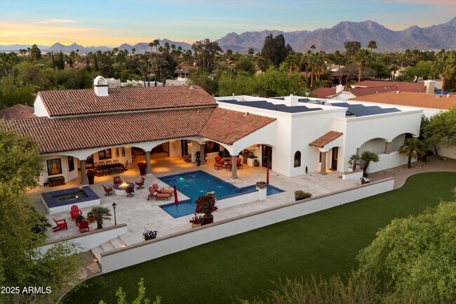 Building Photo - 8515 E Sutton Dr