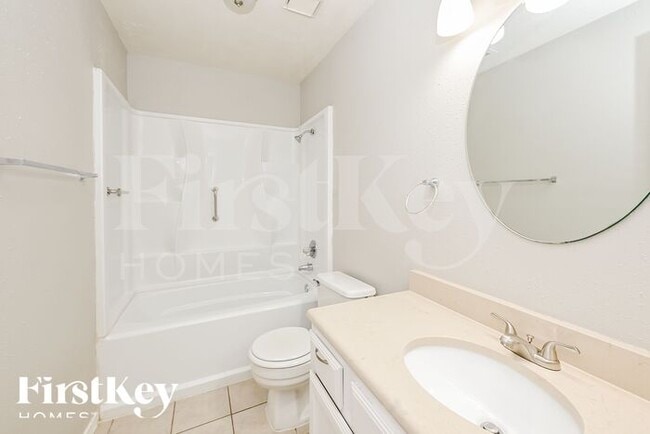 Building Photo - 3009 Walnut Springs Dr