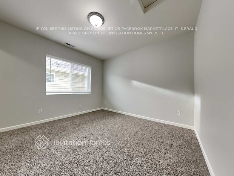 Building Photo - 4351 Crestone St NE