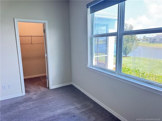 Building Photo - 10214 SW Captiva Dr