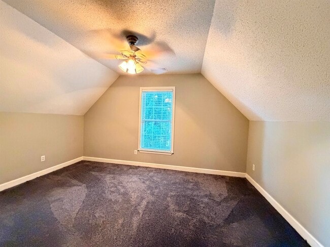 Building Photo - 5019 Rabbit Chase Ln