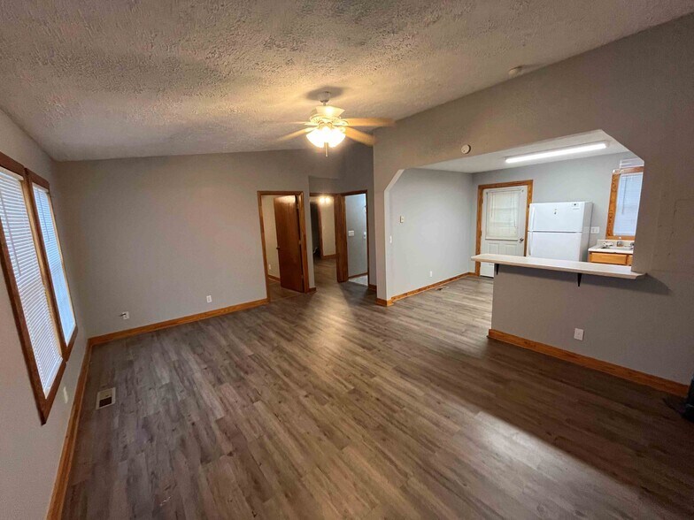 Building Photo - 4217 Snake Rd