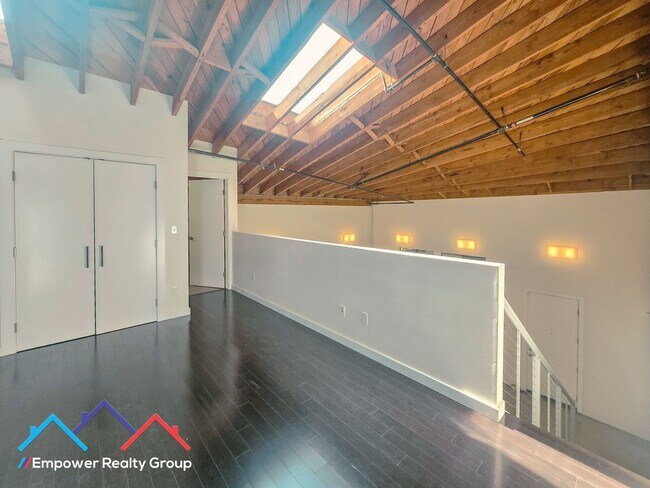 Building Photo - 1510 32nd St
