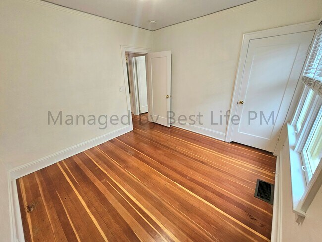 Building Photo - 223 NE 62nd Ave