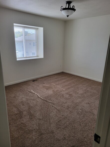 Building Photo - 1859 Red Bertrand Ct