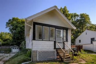 Building Photo - 4332 Fowler Ave