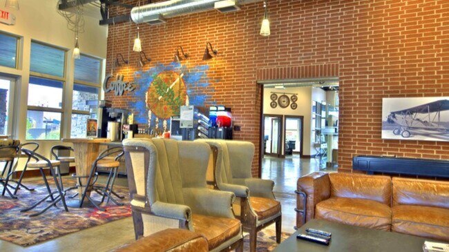 Building Photo - 769 SW 19th St