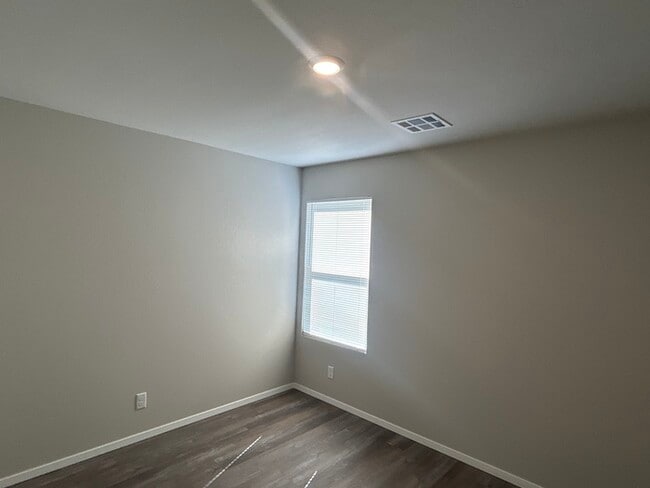 Building Photo - 29140 E79th Pl S