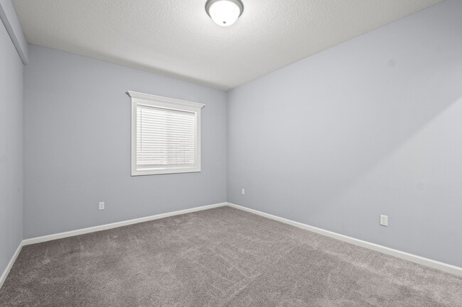 Building Photo - 15348 Jessica St