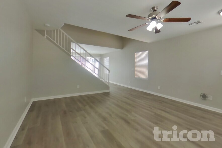 Building Photo - 13409 N 127th Dr