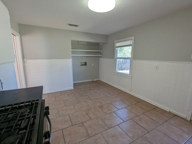 Building Photo - 4314 32nd St