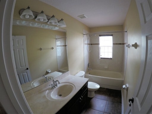 Building Photo - Baldwin Park 3 Bedroom + den, 2.5 Bath, 2 ...