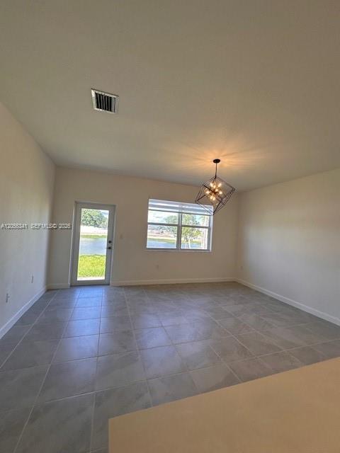 Building Photo - 2265 SE 30th St # Master