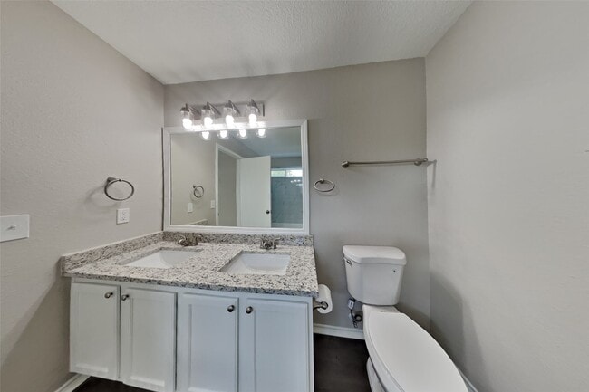 Building Photo - 14938 Sugar Mist Ln