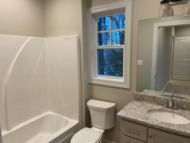 Building Photo - 3BR/3BA For Rent