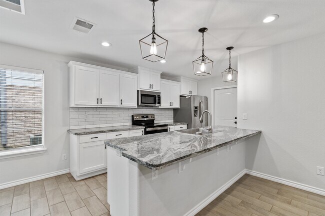 Building Photo - 108 Jaimie Way