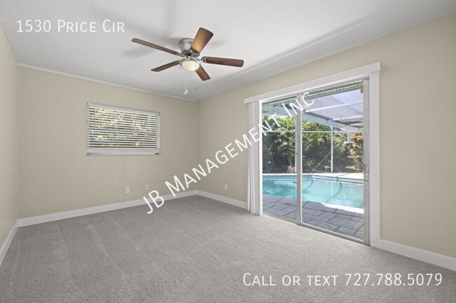 Building Photo - 1530 Price Cir