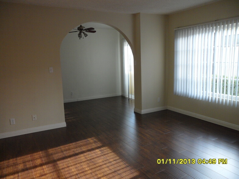 Building Photo - 12727 Matteson Ave