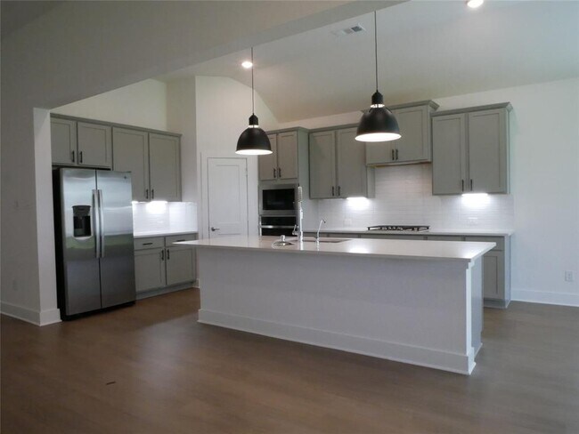 Building Photo - 8503 Pier Cove Dr