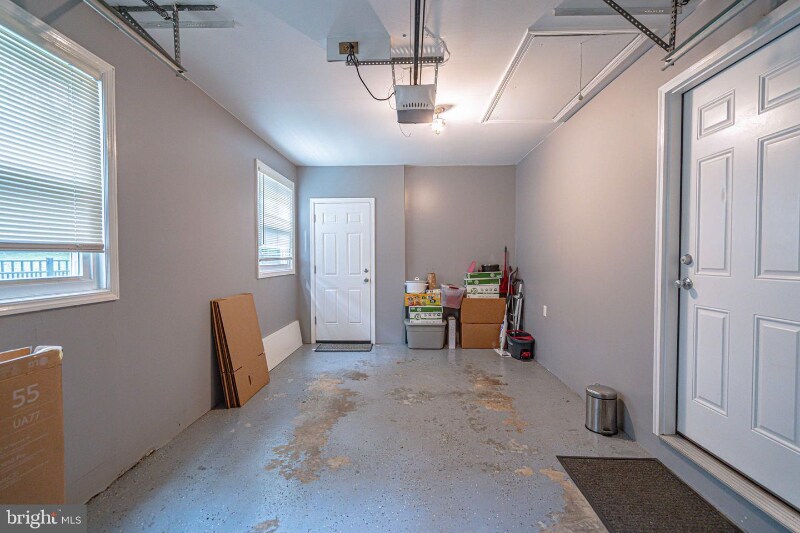 Building Photo - 41 Roosevelt Blvd