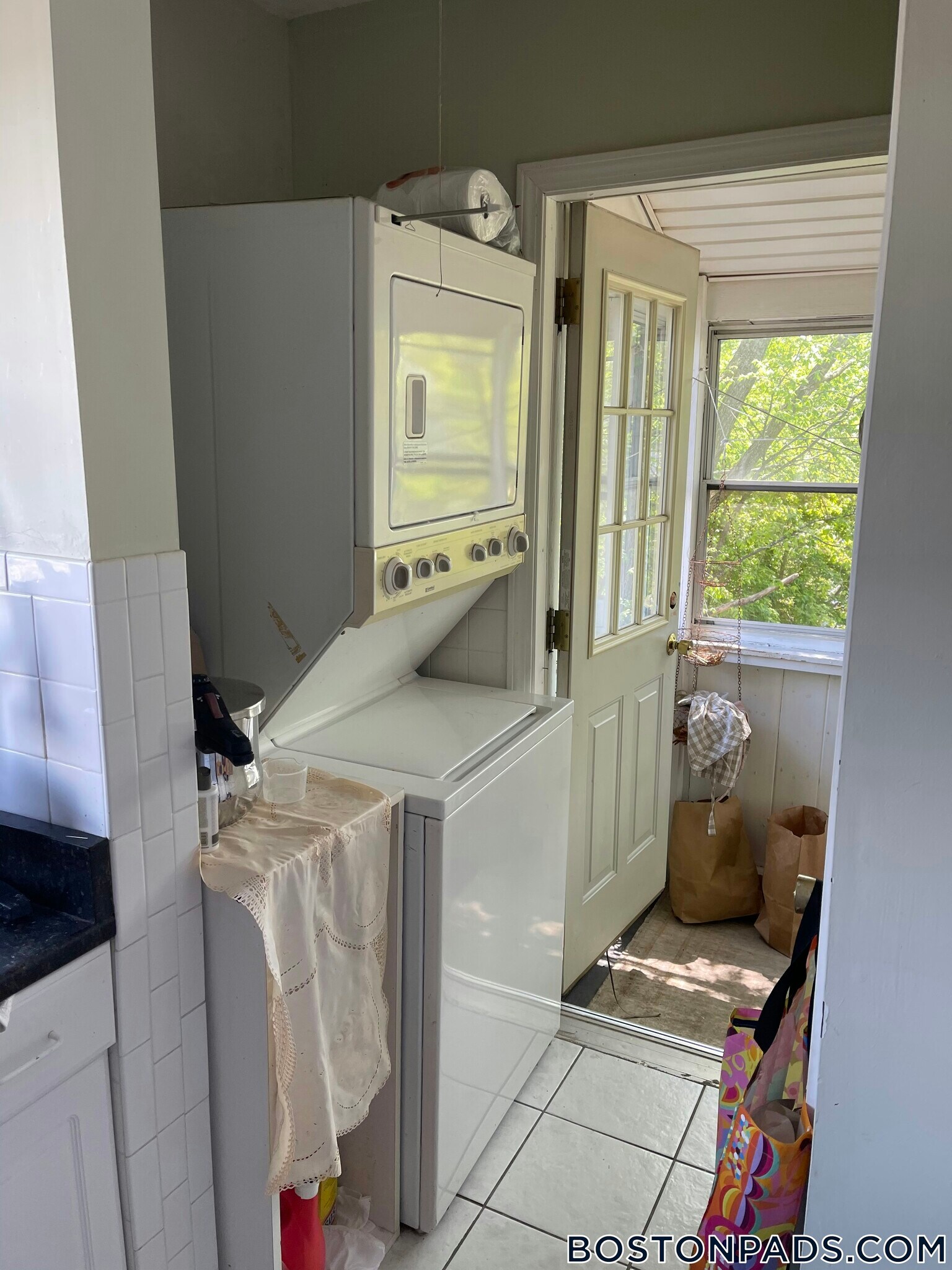 Building Photo - 10 Fessenden Rd