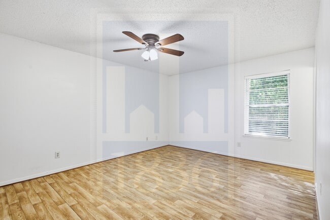 Building Photo - 609 Carlos G Parker Blvd NW