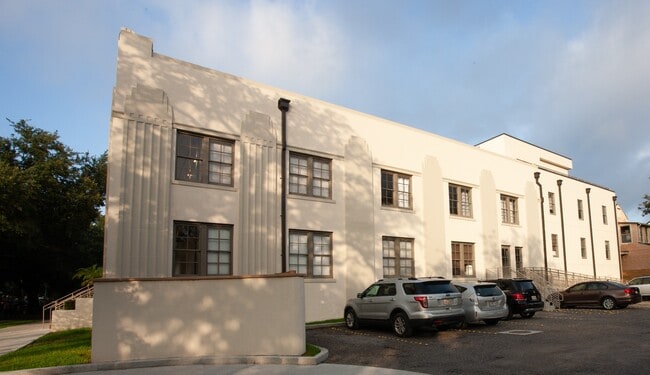 Building Photo - Modern 2-Bed, 2-Bath with In-Unit Laundry + Off-Street Parking on S Norman C. Francis Pkwy