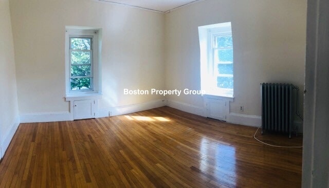 Building Photo - 13 Sparhawk St