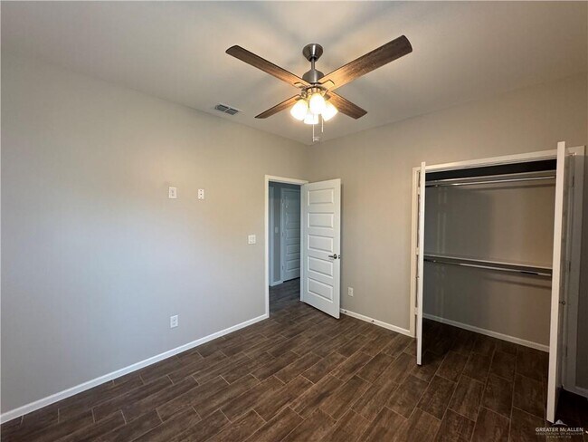 Building Photo - 1612 Canelo Dr