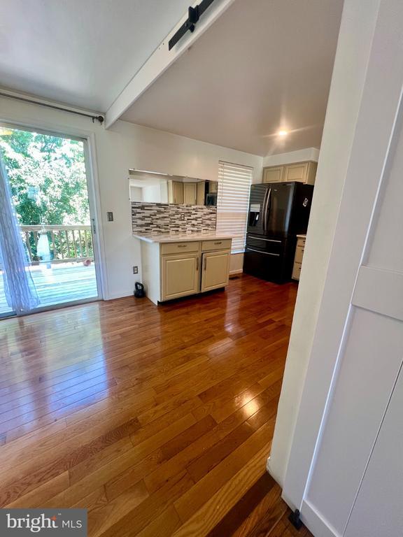 Building Photo - 16851 Toms River Loop