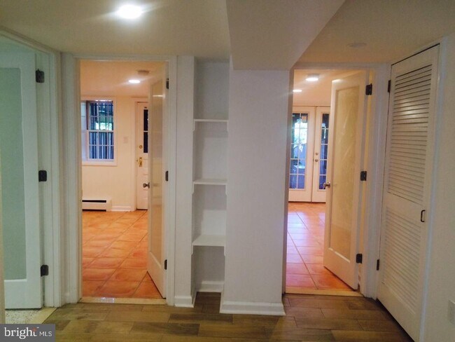 Building Photo - 3150 19th St NW